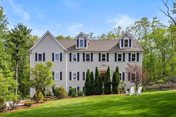 $1,445,000 | 122 Green Street, Northborough, MA 01532