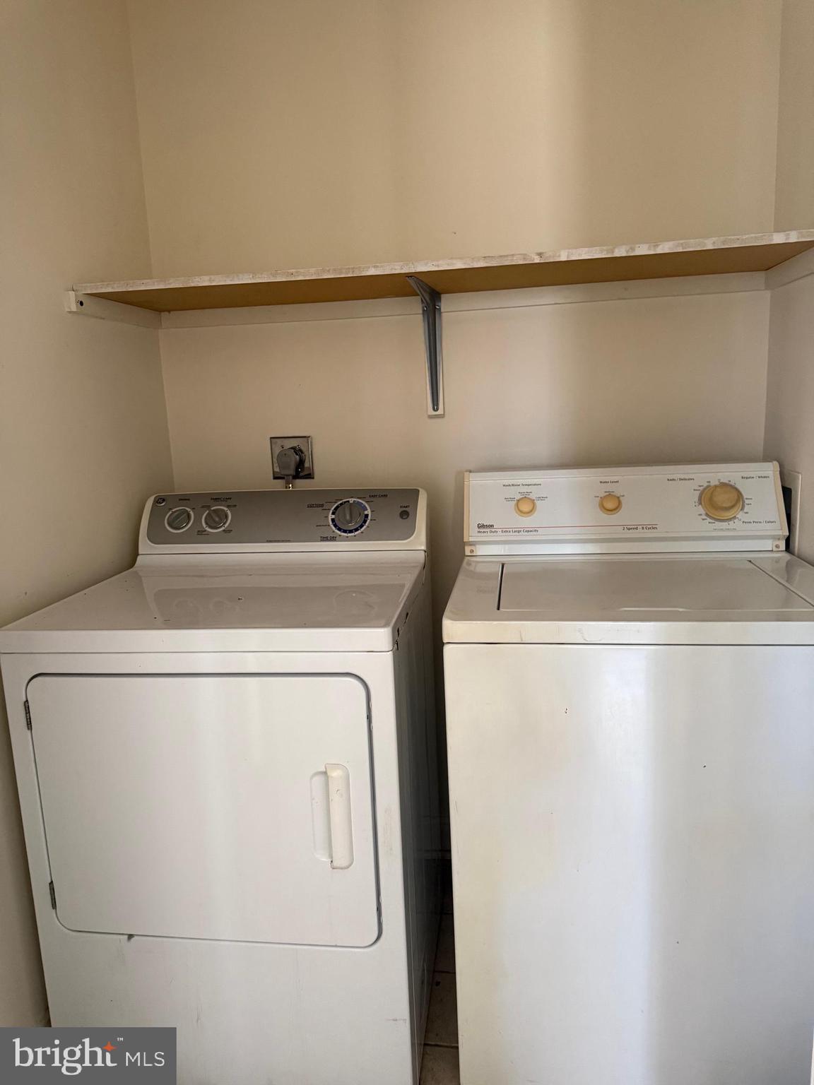 405 1/2 Elm Street Winchester, VA 22601 - Photo 10 of 16 a utility room with dryer and washer