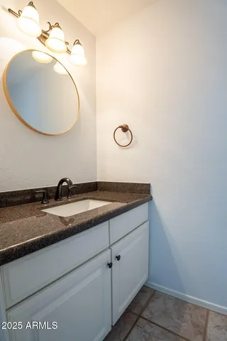 $2,700 | 7240 North Dreamy Draw Drive, Unit 123, Phoenix, AZ 85020