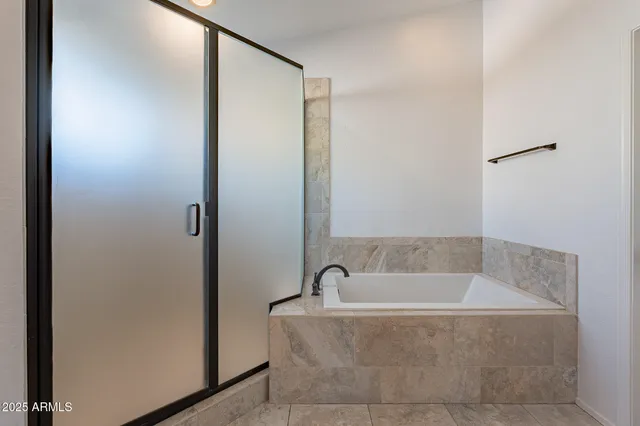 $2,700 | 7240 North Dreamy Draw Drive, Unit 123, Phoenix, AZ 85020