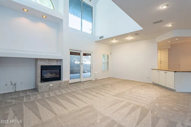 $2,700 | 7240 North Dreamy Draw Drive, Unit 123, Phoenix, AZ 85020