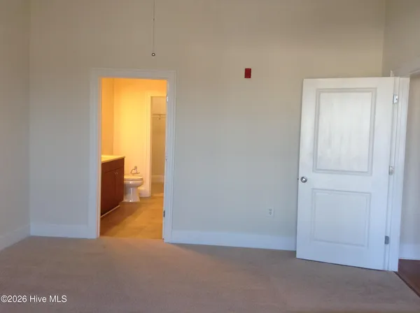 $2,450 | 6831 Main Street, Unit 317, Wilmington, NC 28405