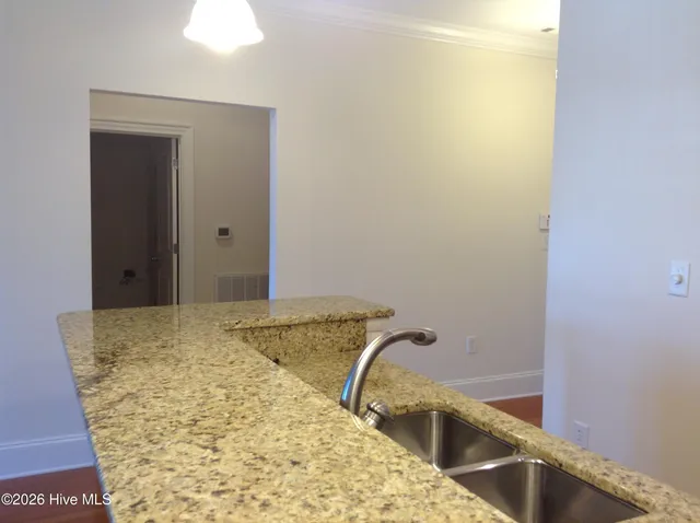 $2,450 | 6831 Main Street, Unit 317, Wilmington, NC 28405