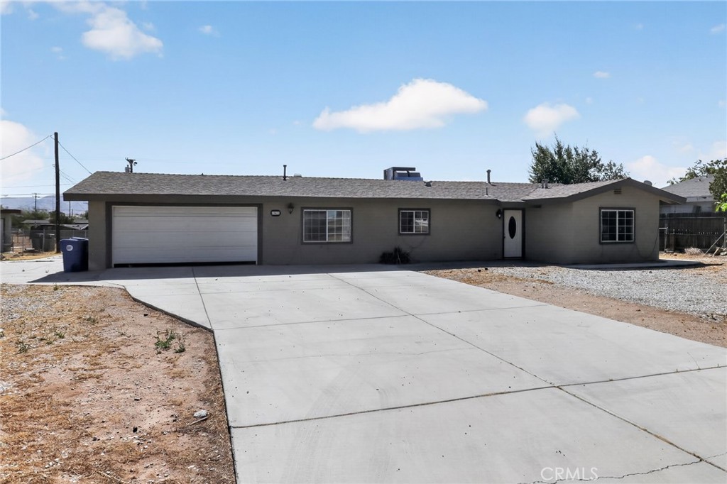 13477 Rancherias Road Apple Valley, CA 92308 - Photo 1 of 44