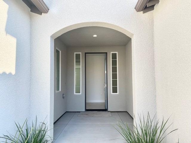 885 Huckleberry Road Madera, CA 93636 - Photo 2 of 12