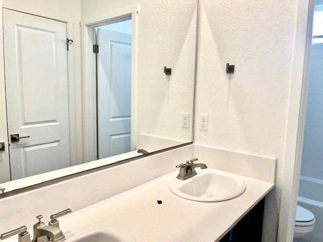 885 Huckleberry Road Madera, CA 93636 - Photo 7 of 12