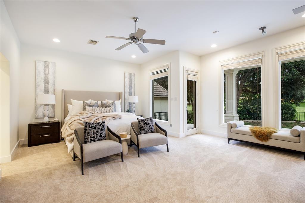 4616 Windsor Ridge Drive Irving, TX 75038 - Photo 21 of 40 Downstairs Primary Bedroom