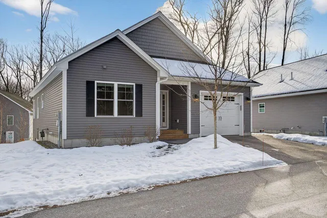 $495,000 | 3 Aquatic Way, Unit 7, Windham, ME 04062