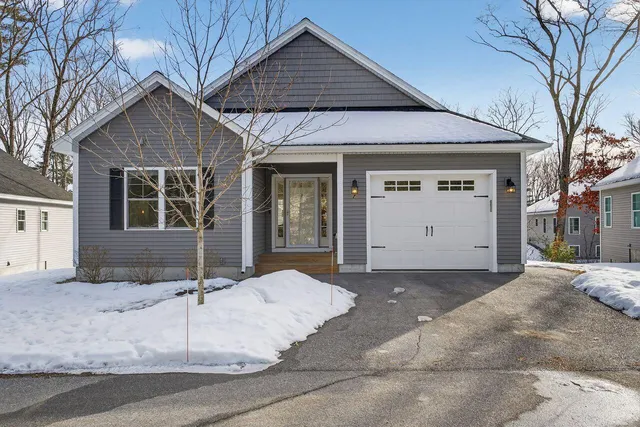 $495,000 | 3 Aquatic Way, Unit 7, Windham, ME 04062