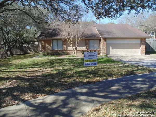 $1,825 | 8402 Aristotle, Universal City, TX 78148