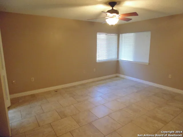 $1,800 | 8402 Aristotle, Universal City, TX 78148