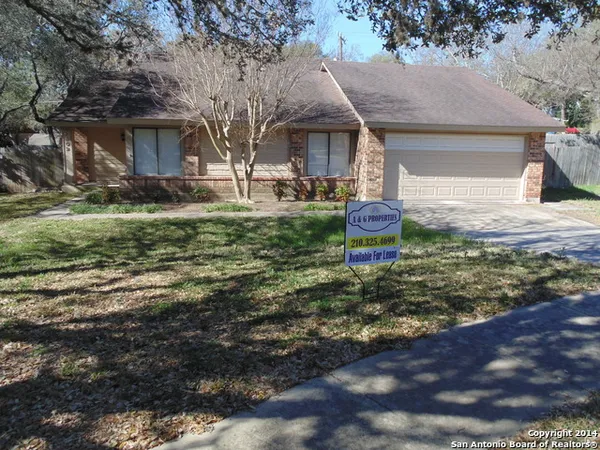 $1,825 | 8402 Aristotle, Universal City, TX 78148