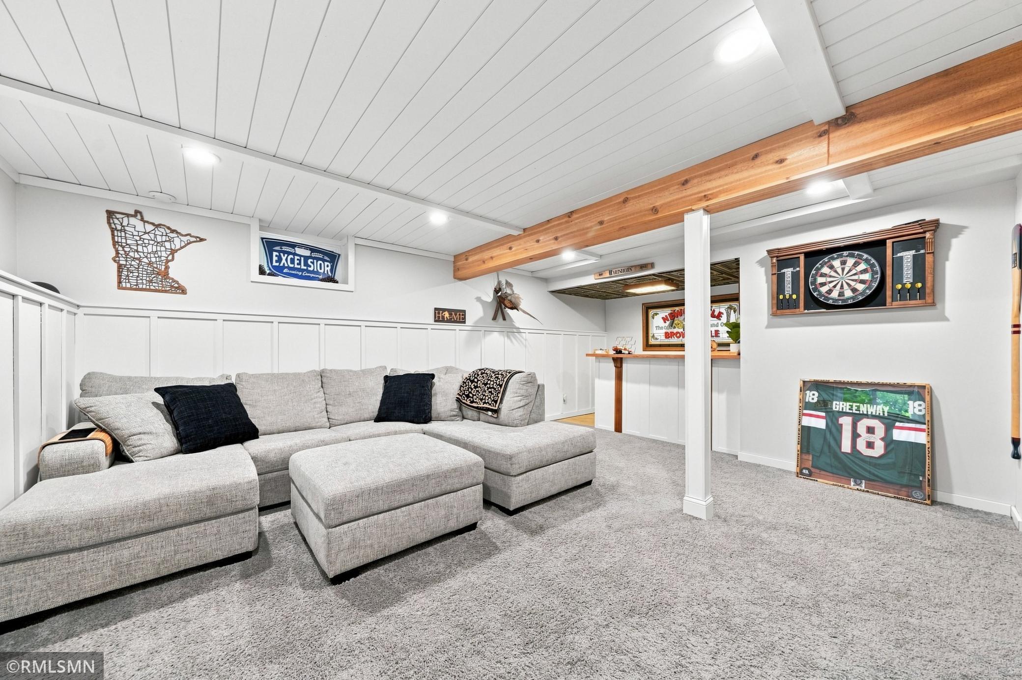 13240 Dahlgren Road Minnetonka, MN 55305 - Photo 35 of 57 Gallery Image 35