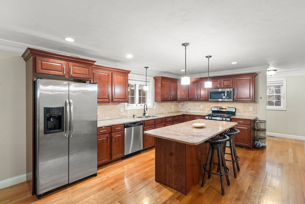 40 Constance Road Boston, MA 02132 - Photo 8 of 35 Gallery Image 8