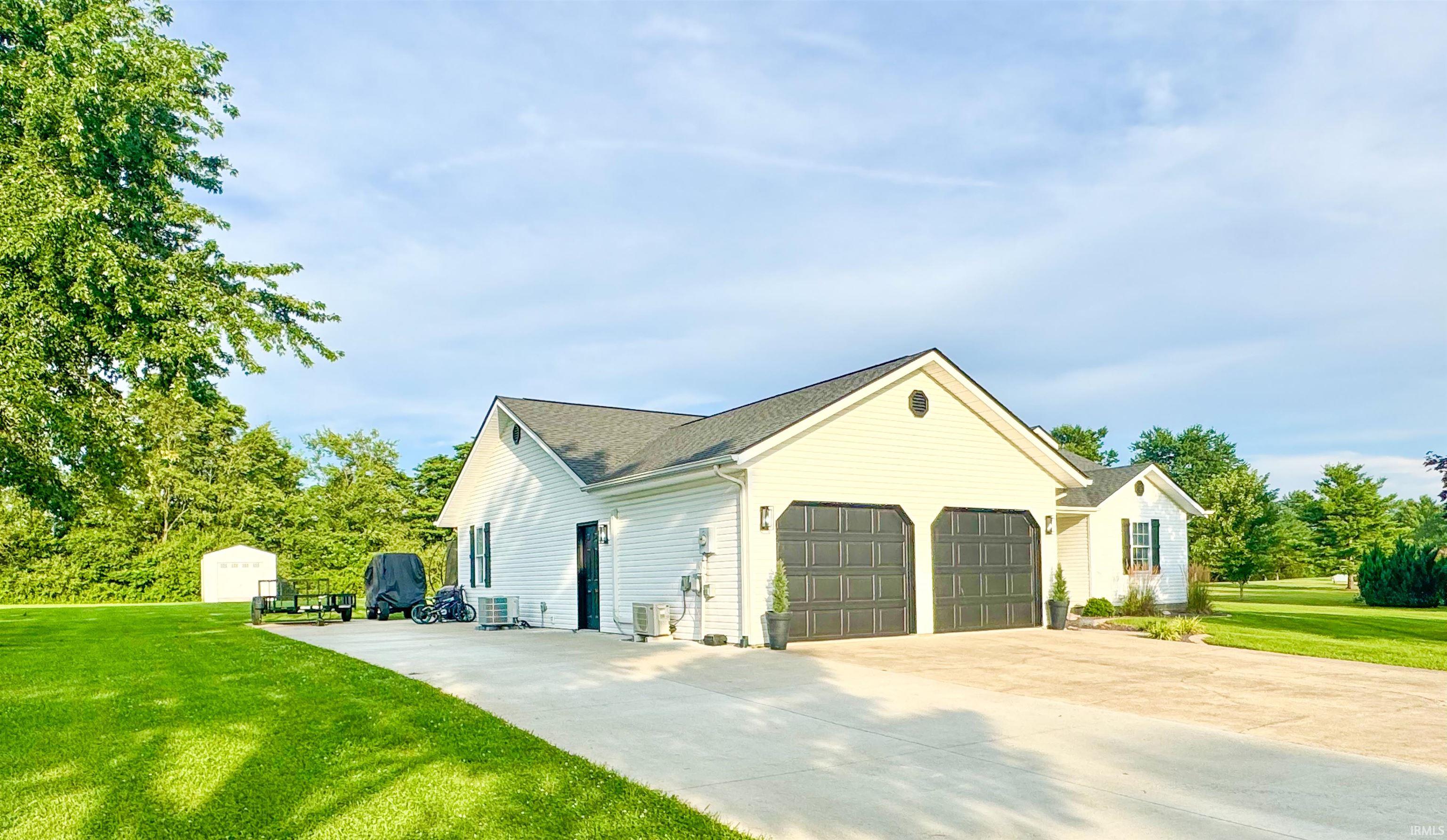 192 Maple Run Estates Drive Springville, IN 47462 - Photo 2 of 22