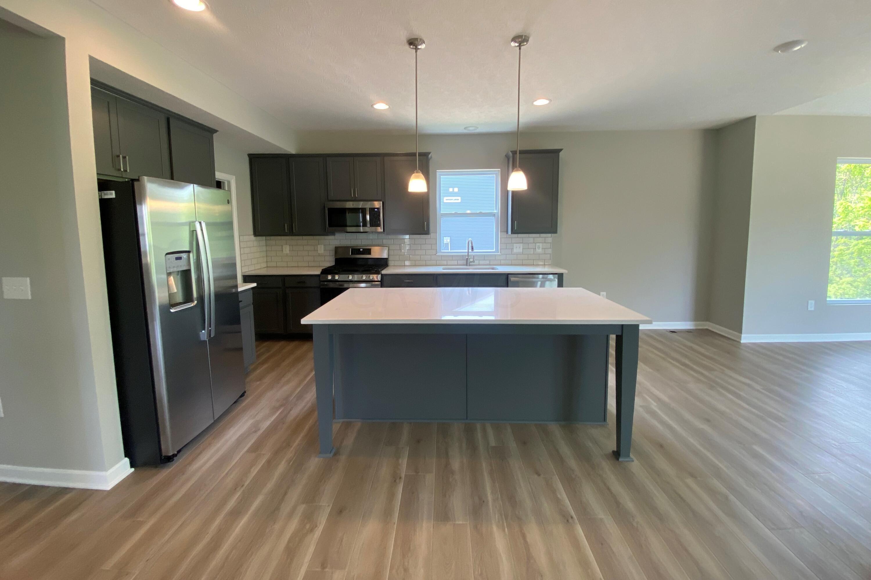 8074 Marilyn Road Reynoldsburg, OH 43068 - Photo 8 of 39 Kitchen