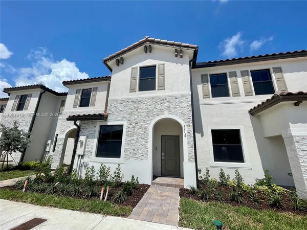 $2,599 | 11737 Southwest 245 Terrace, Homestead, FL 33032