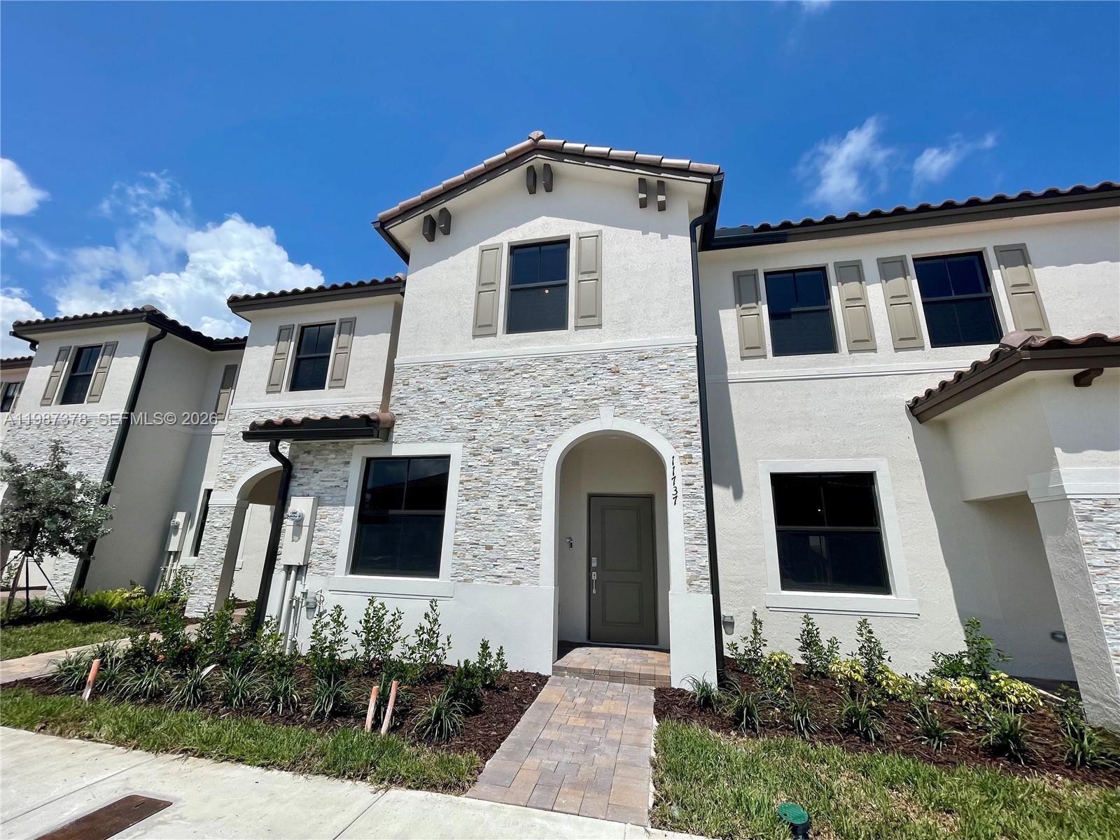 11737 Southwest 245 Terrace Homestead, FL 33032 - Photo 1 of 16