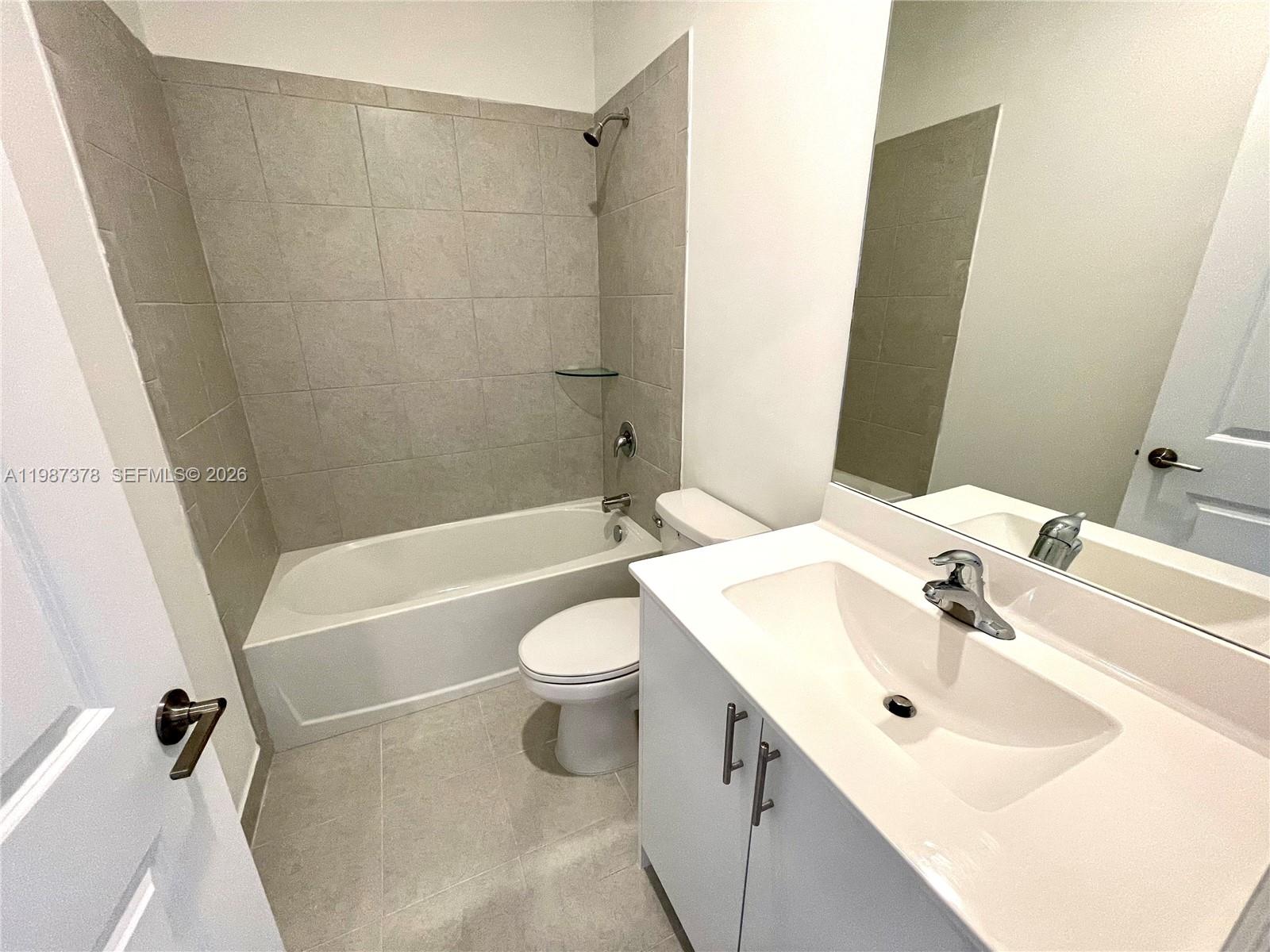 11737 Southwest 245 Terrace Homestead, FL 33032 - Photo 13 of 16