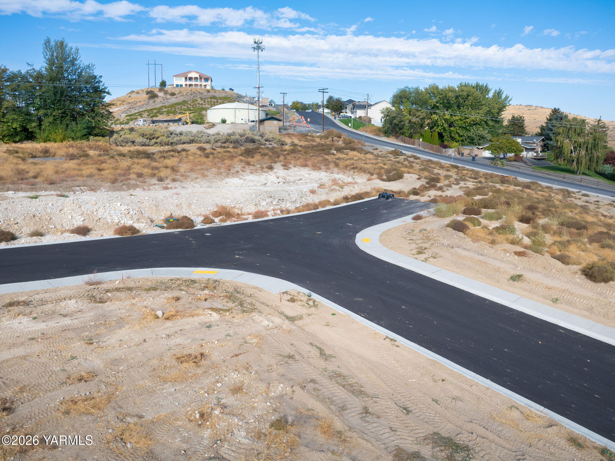 830 Vista Del Sol Selah, WA 98942 - Photo 6 of 15 a view of a ocean beach