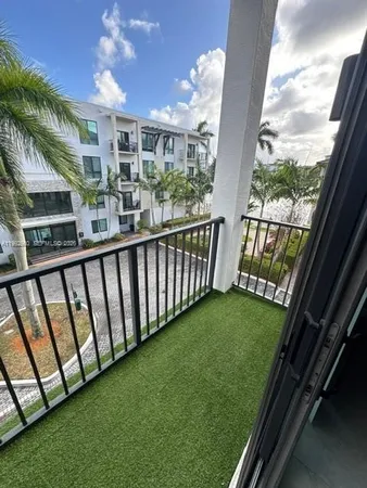 $3,100 | 4700 Northwest 84th Avenue, Unit 31, Doral, FL 33166