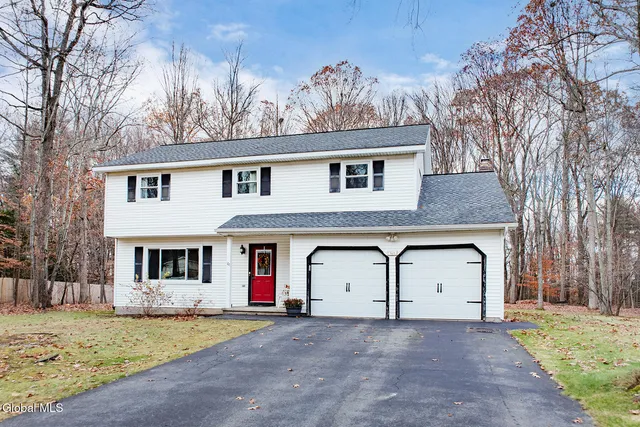 $452,000 | 101 Wineberry Lane, Malta, NY 12020