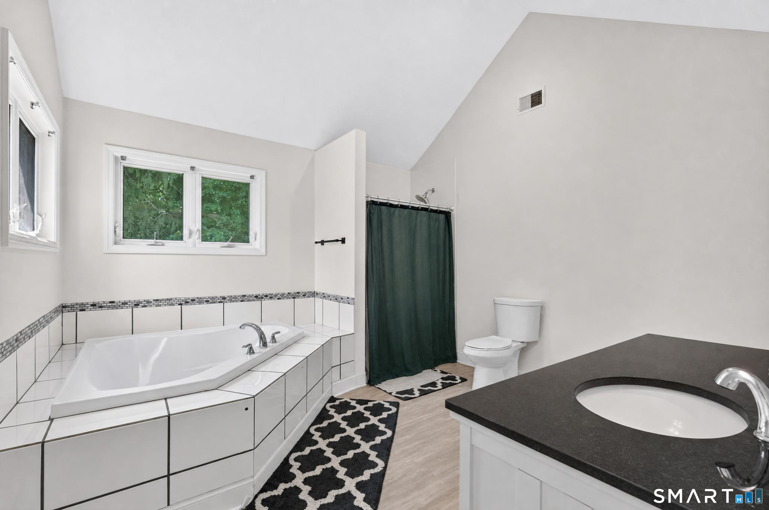900 Racebrook Road Orange, CT 06477 - Photo 20 of 40 Gallery Image 20