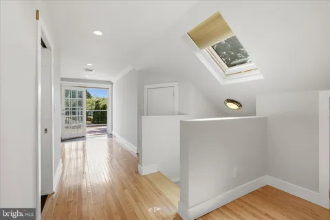 $575,000 | 272 East North Lane, Conshohocken, PA 19428