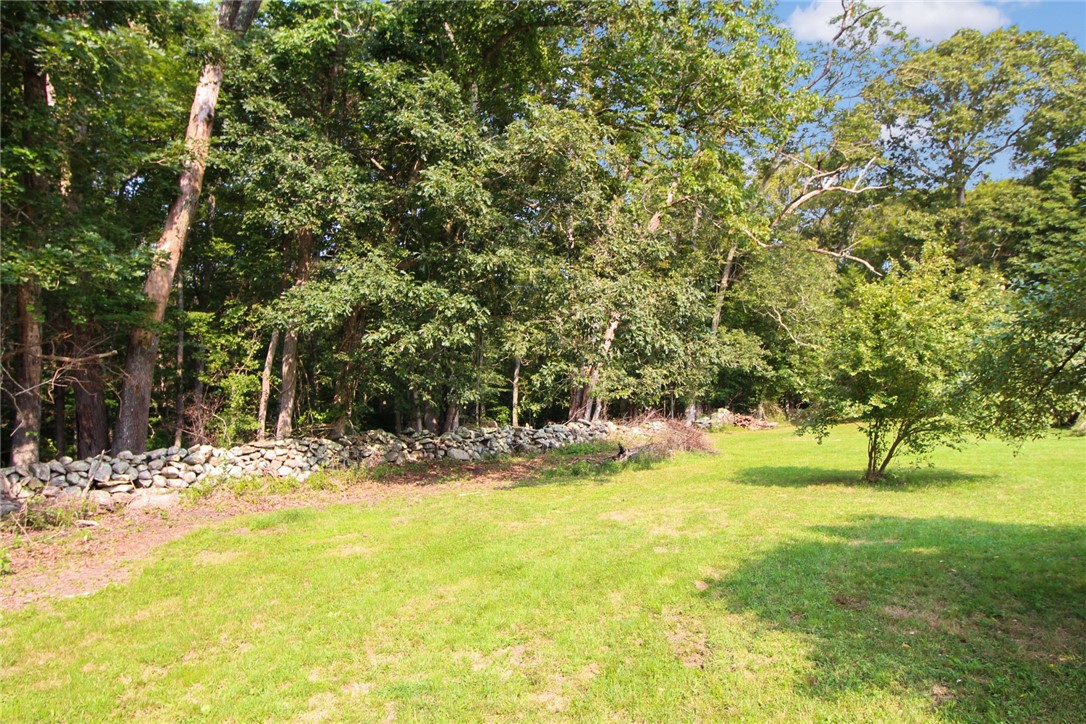 161 Old Harbor Road Westport, MA 02790 - Photo 6 of 11