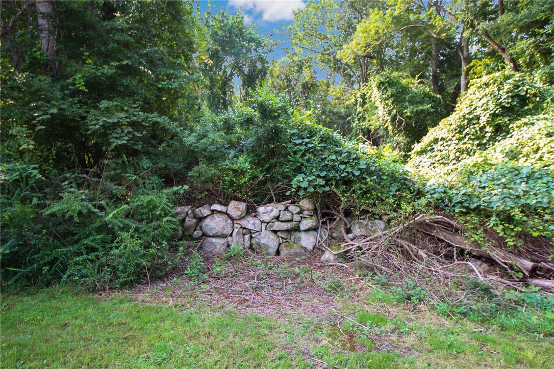 161 Old Harbor Road Westport, MA 02790 - Photo 7 of 11