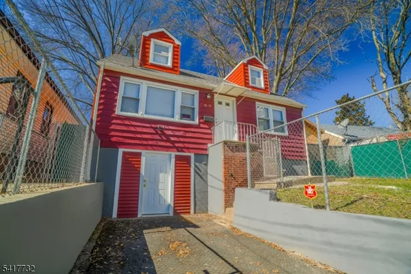 $3,250 | 15 Crown Street, Newark, NJ 07106