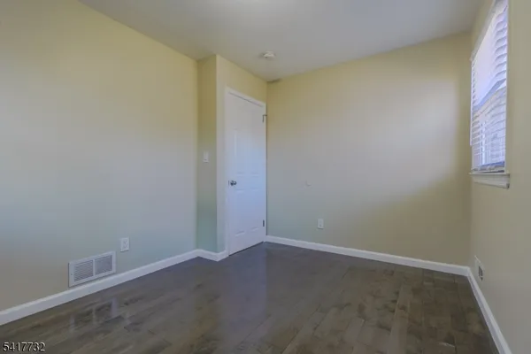 $3,250 | 15 Crown Street, Newark, NJ 07106