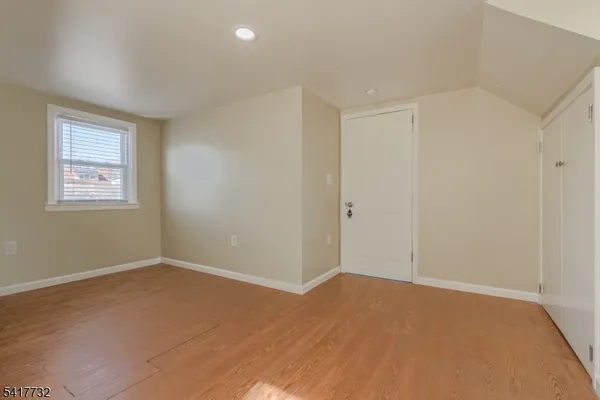 $3,250 | 15 Crown Street, Newark, NJ 07106