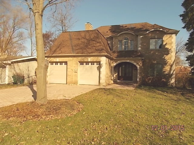 1045 Dell Road Northbrook, IL 60062 - Photo 2 of 8