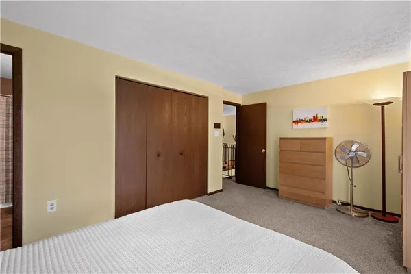 $345,000 | 2554 B Pheasant Run, Wexford, PA 15090