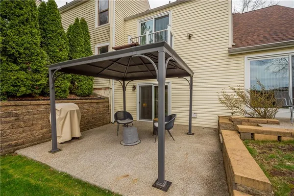 $345,000 | 2554 B Pheasant Run, Wexford, PA 15090