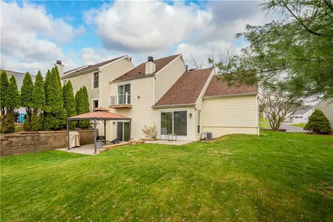 $345,000 | 2554 B Pheasant Run, Wexford, PA 15090