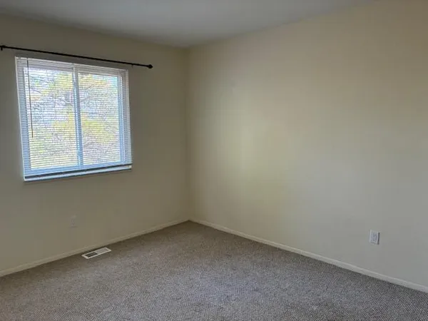 $2,300 | 3542 Burbank Drive, Ann Arbor, MI 48105