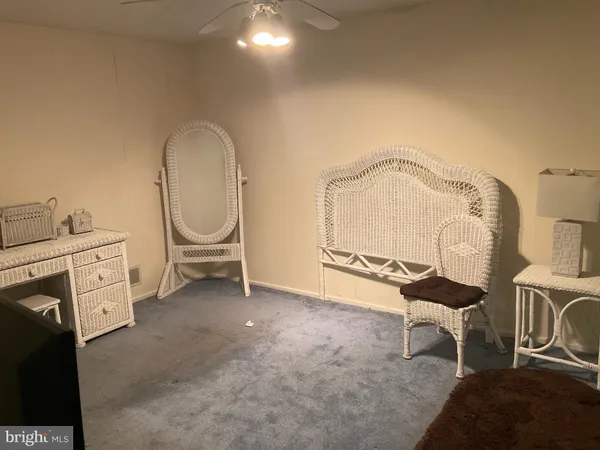 a view of a storage & utility room