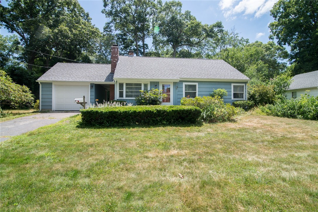 6 Waverly Road Riverside, RI 02915 - Photo 1 of 18