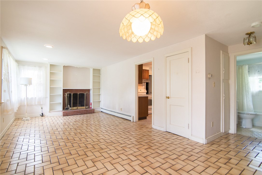 6 Waverly Road Riverside, RI 02915 - Photo 12 of 18