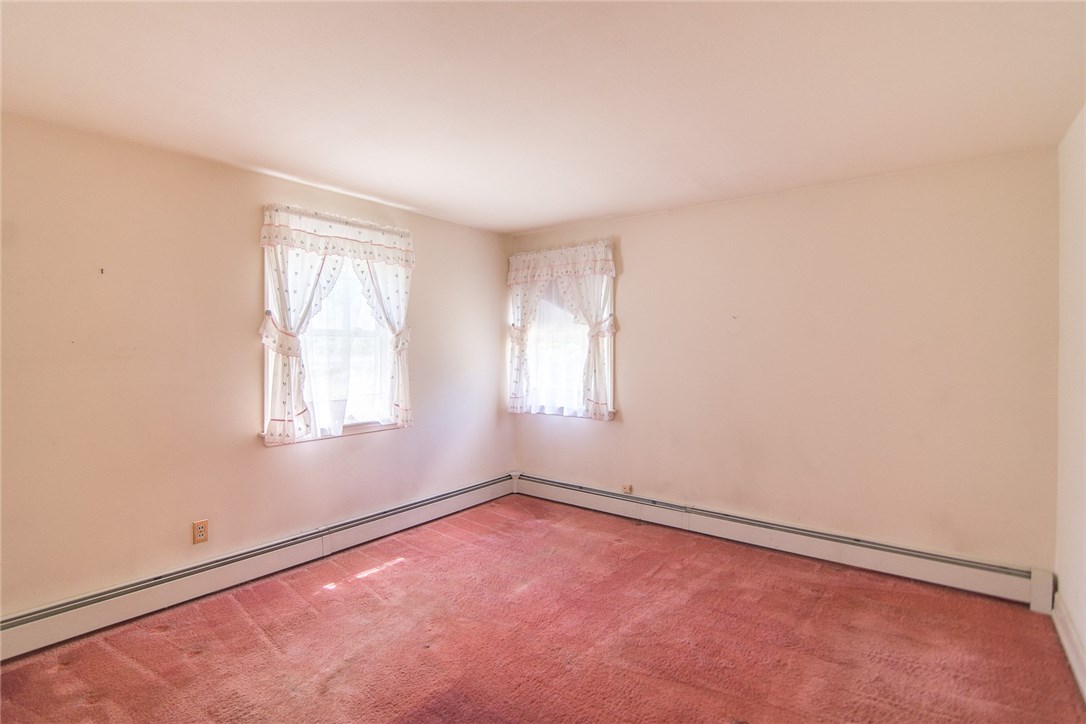 6 Waverly Road Riverside, RI 02915 - Photo 5 of 18