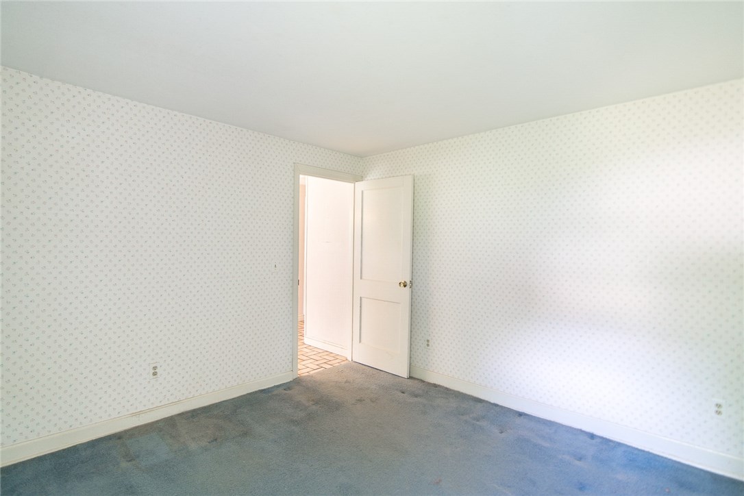 6 Waverly Road Riverside, RI 02915 - Photo 9 of 18