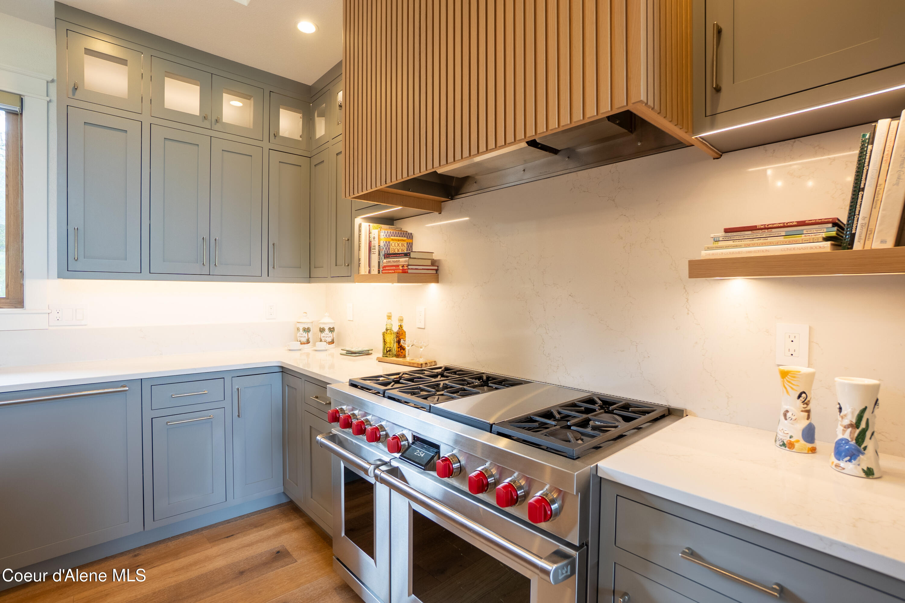 893 Pinnacle Circle Bonners Ferry, ID 83805 - Photo 13 of 55 Gas Stove