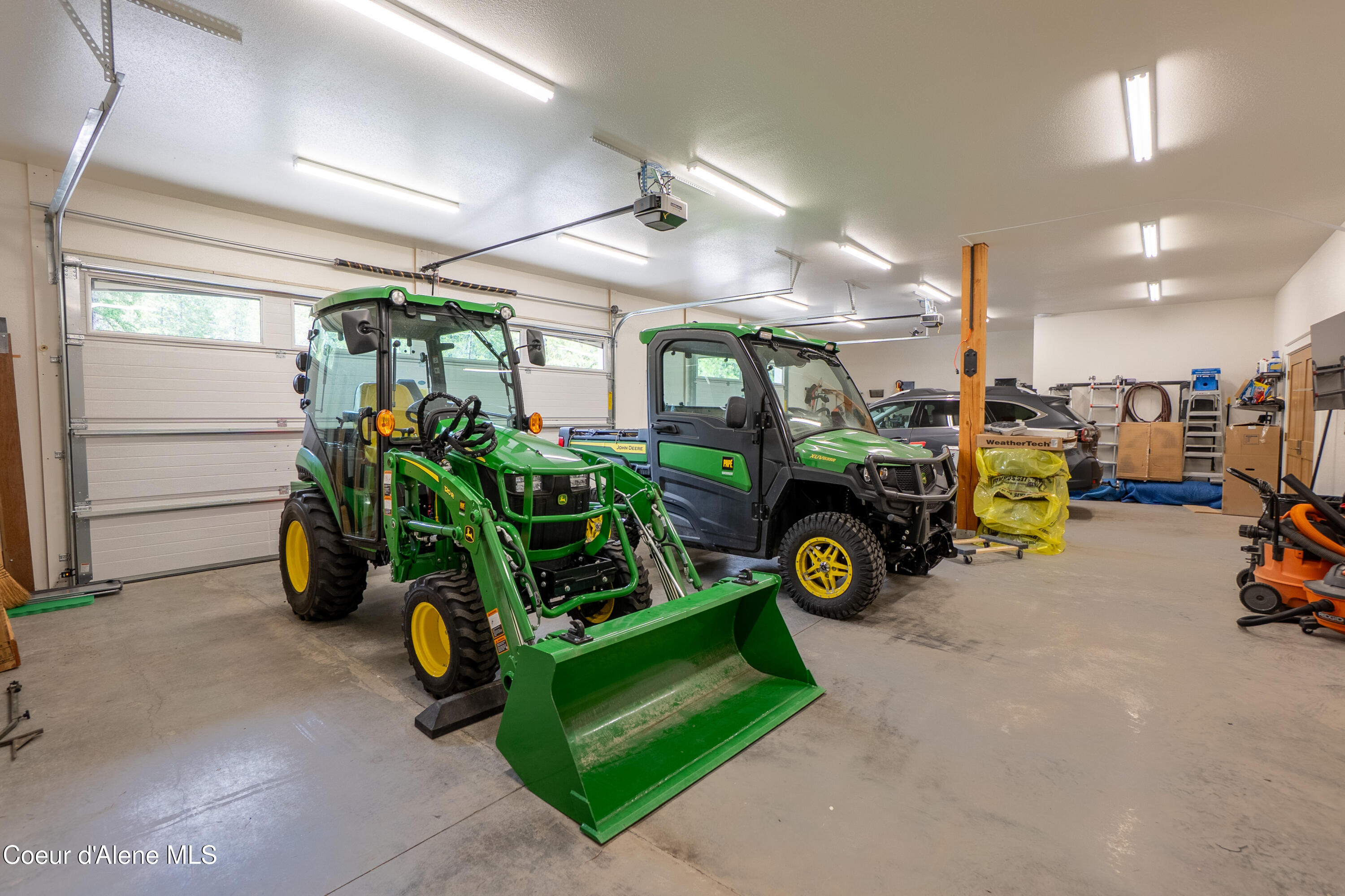 893 Pinnacle Circle Bonners Ferry, ID 83805 - Photo 42 of 55 Garage