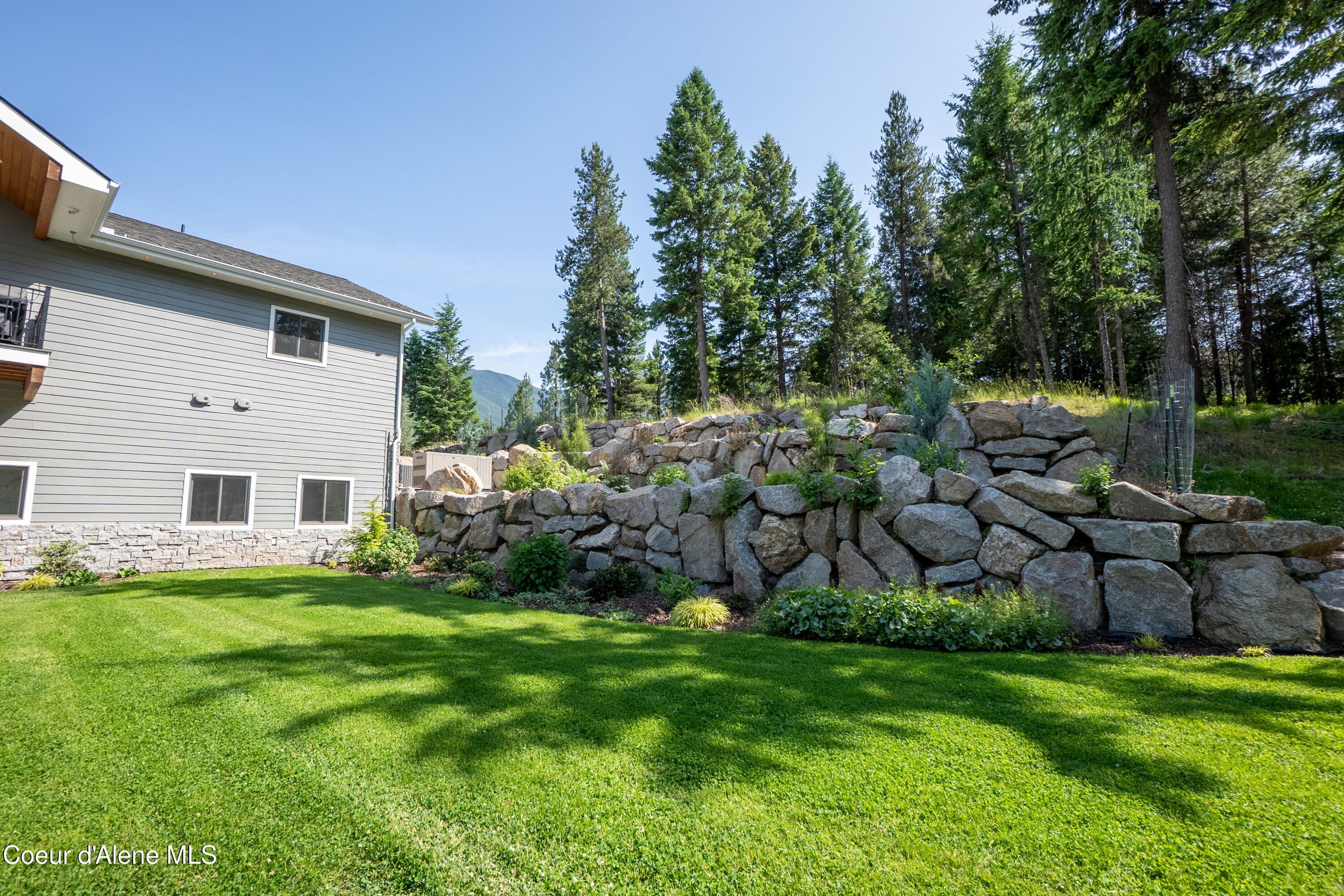 893 Pinnacle Circle Bonners Ferry, ID 83805 - Photo 48 of 55 Boulder Retaining Walls