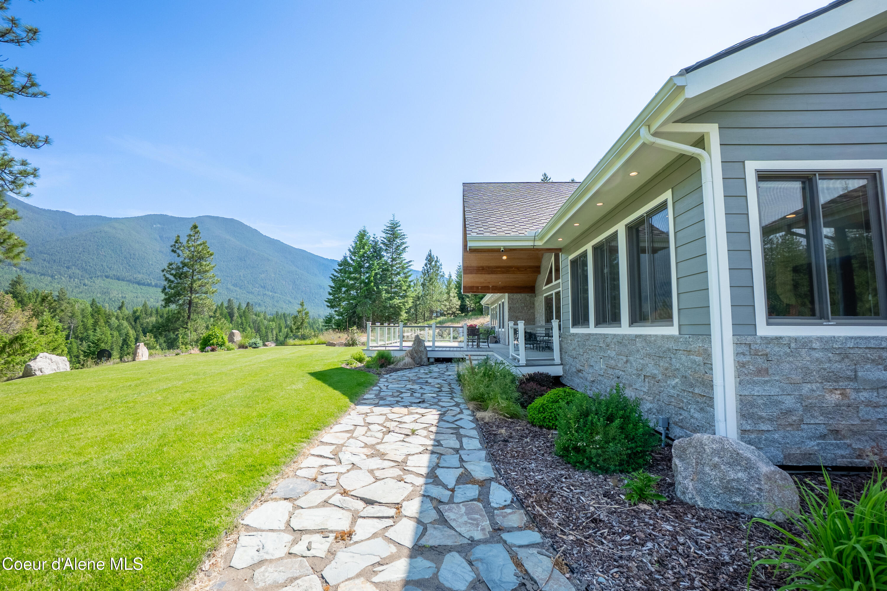 893 Pinnacle Circle Bonners Ferry, ID 83805 - Photo 53 of 55 Walkway to back Deck