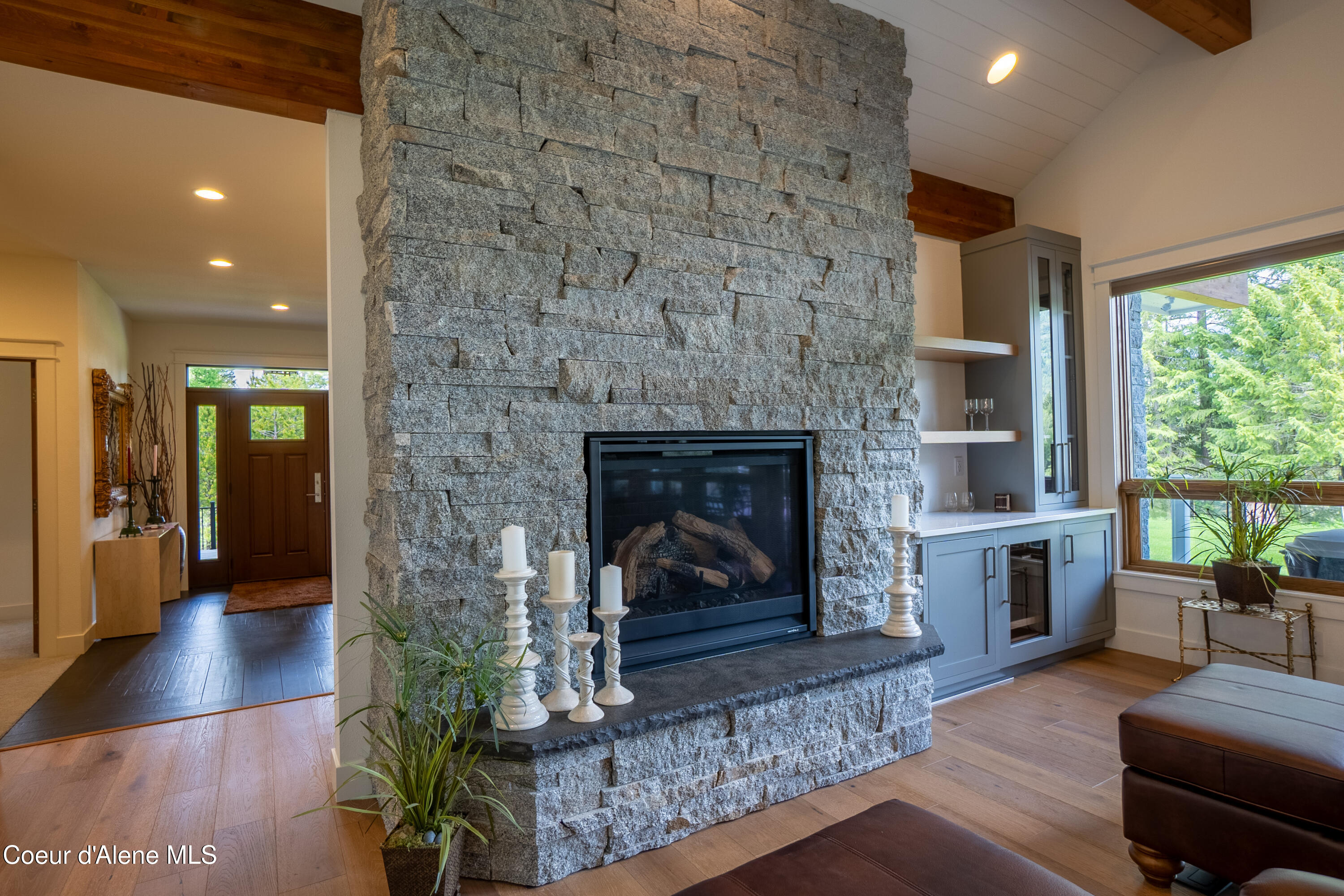 893 Pinnacle Circle Bonners Ferry, ID 83805 - Photo 7 of 55 Fireplace Up