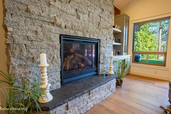 $1,999,000 | 893 Pinnacle Circle, Bonners Ferry, ID 83805