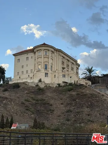 $6,995 | 18071 Coastline Drive, Unit 16, Malibu, CA 90265